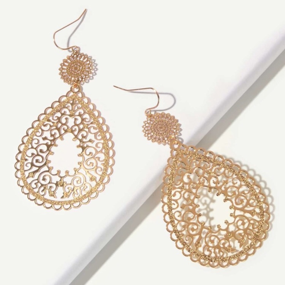 Golden Hollow Out Earrings